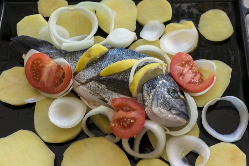 Ricetta orata al forno con verdure