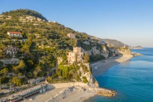 Dove passare weekend al mare in Liguria, Finale Ligure e altre mete