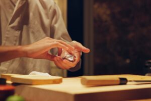 Come tagliare il pesce per il sushi, indicazioni